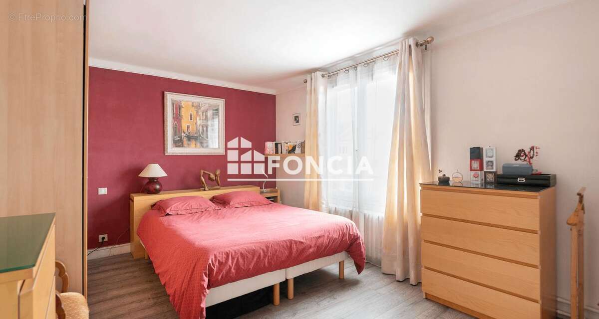 Maison à CHEVILLY-LARUE