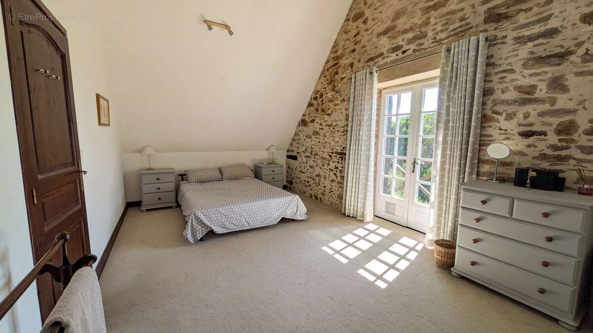 Maison en pierre de 4 chambres avec piscine et vue panoramique – Aubazine, Corrèze - photo 13