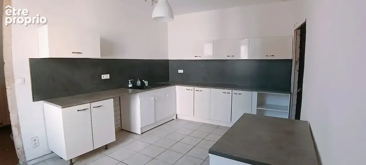 Maison 5 pièces - 140 m2 - photo 1