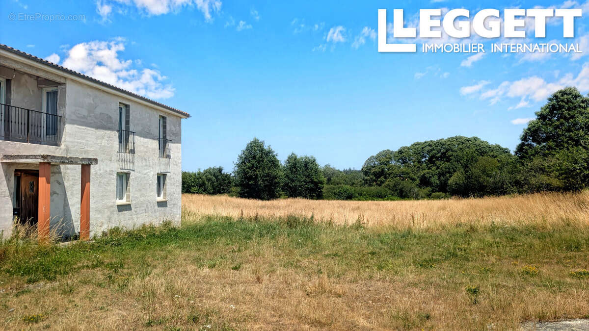 Maison familiale de 5 chambres à finir au bord d'un village - photo 2