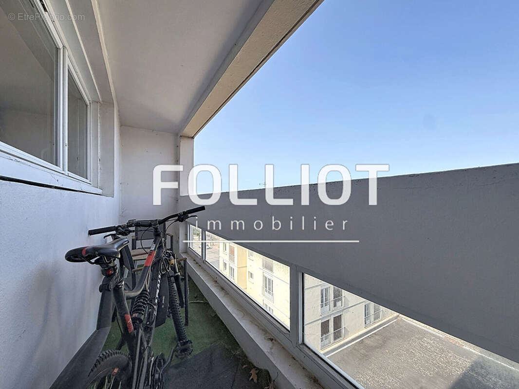 A vendre - Appartement 3 pièces à vendre à Hérouville Saint-Clair - Réf 147282 - photo 3