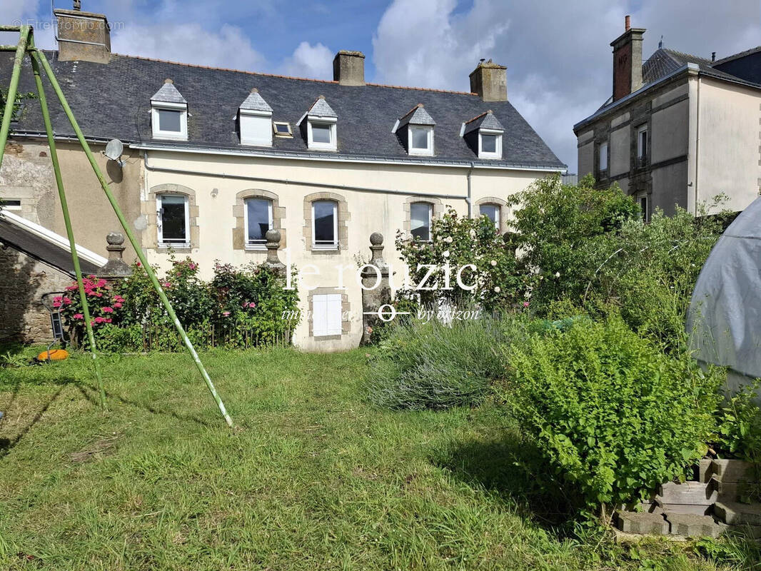 Maison 240 m² à Locmine  - photo 2