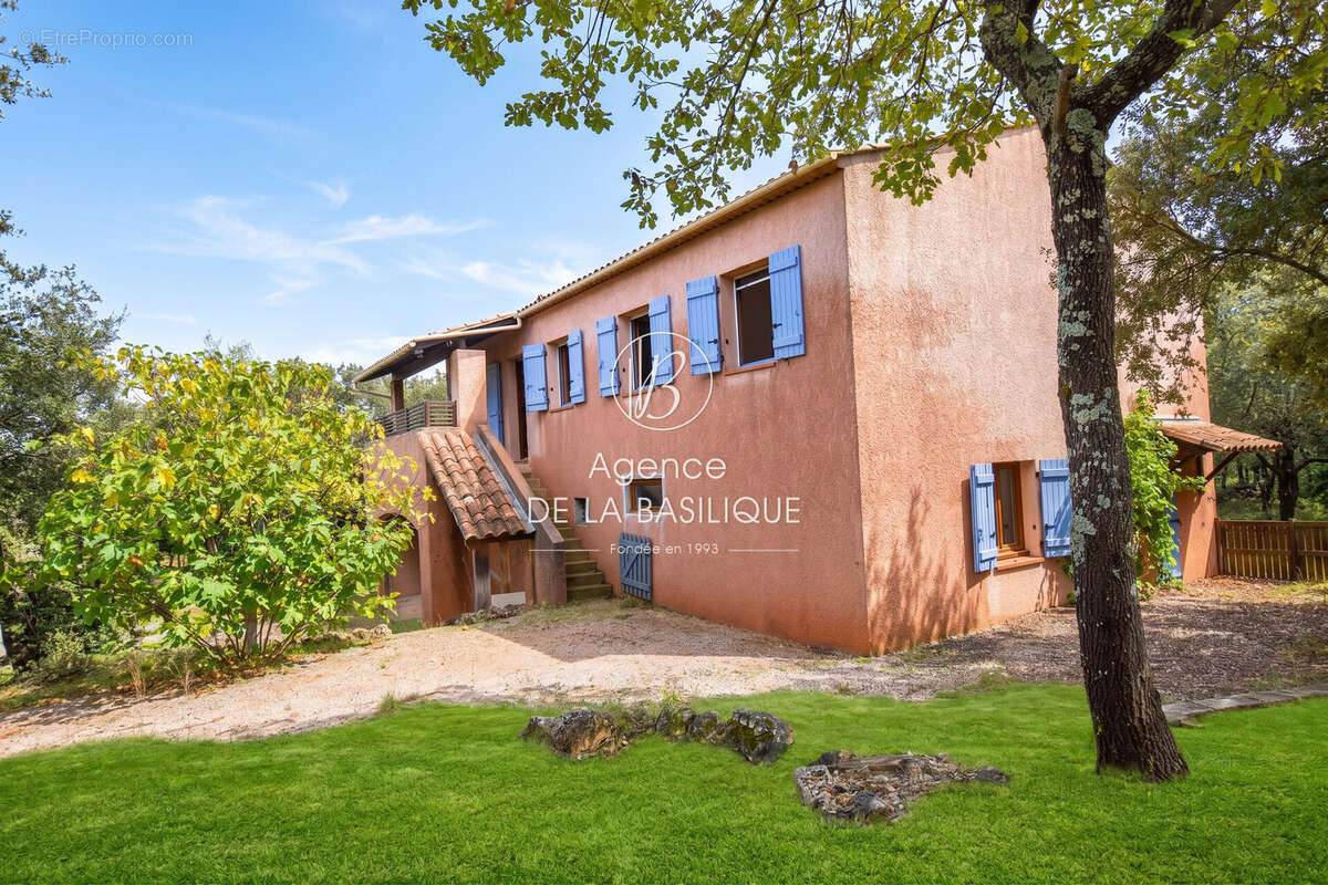 Maison à SAINT-MAXIMIN-LA-SAINTE-BAUME