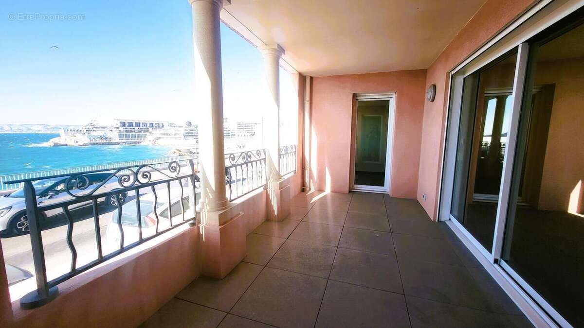 Photo 3 - Appartement à MARSEILLE-7E