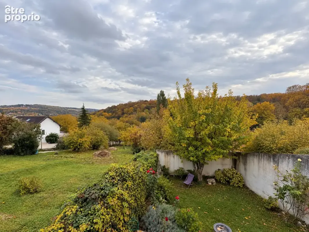 Charme près de Maule - photo 2