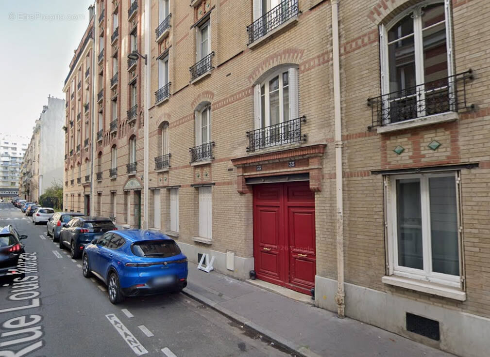Appartement à PARIS-14E