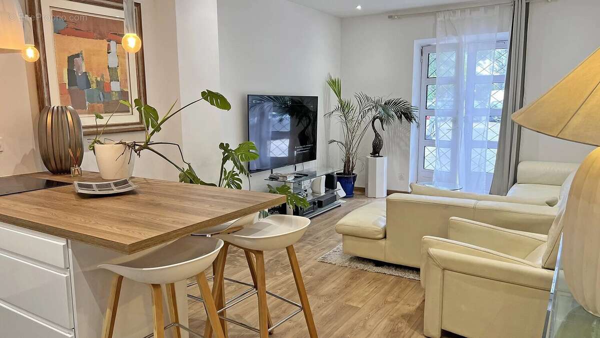 Soorts hossegor -  t3 centre ville au bord du canal - photo 3