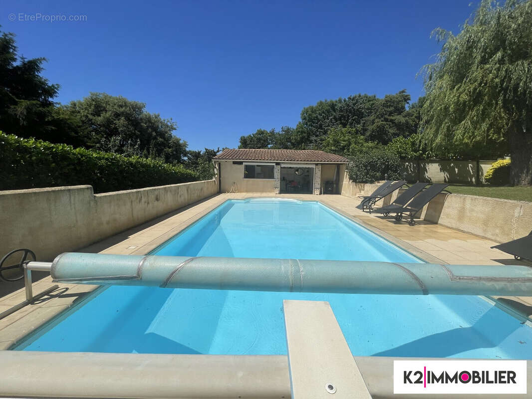 Maison à MONTELIMAR