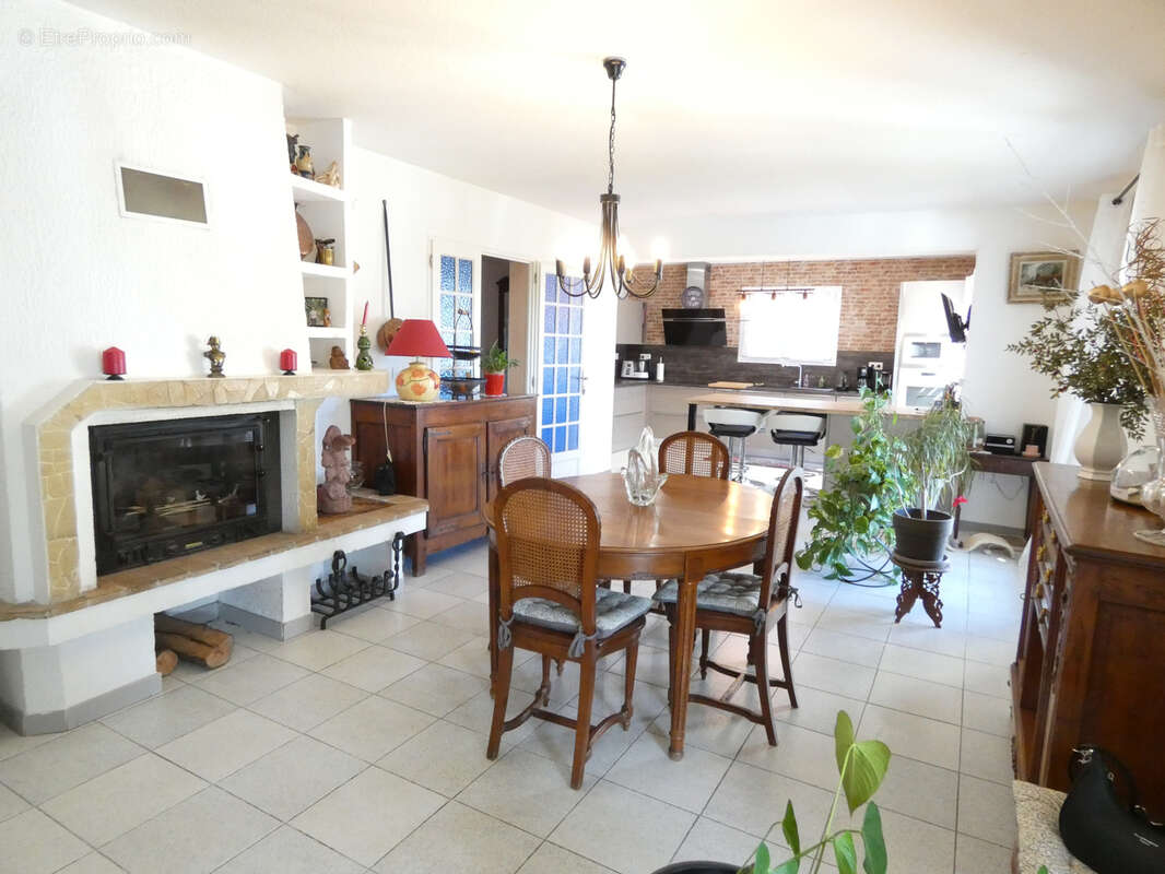 Maison à ROUSSON
