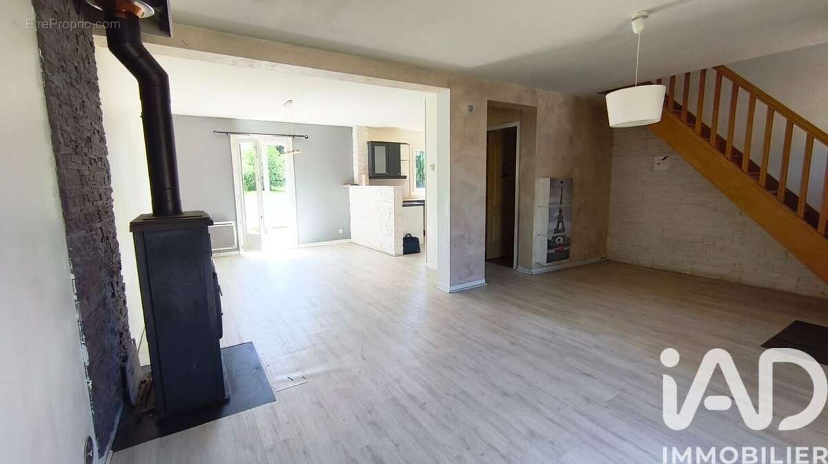 Photo 3 - Maison à BEAUVILLIERS