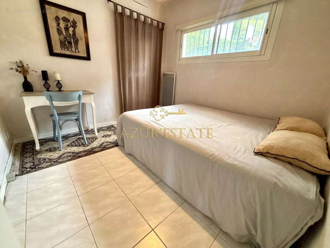 Valbonne : villa 6 pieces avec terrain et piscine dans domaine sécurisé - photo 19