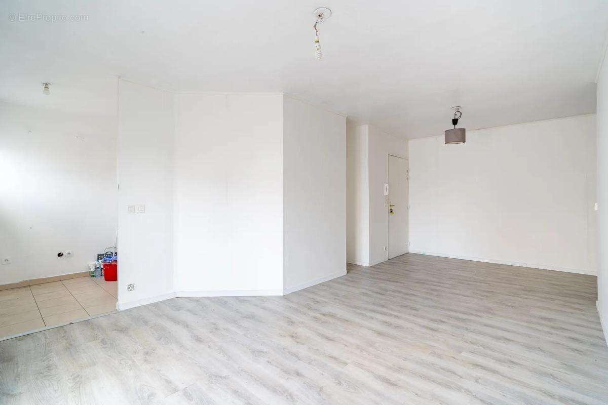 Appartement de 3 pièces de 55 m² à Épinay-sur-Seine - photo 4