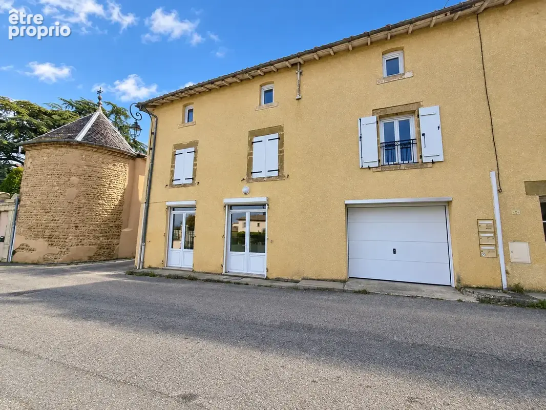 Photo Appartement à Assieu au prix de 135 000€