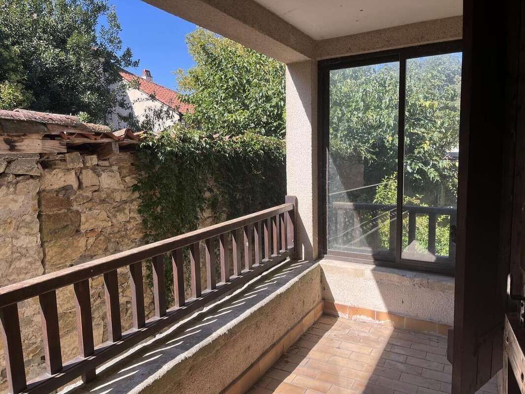 FIGEAC CENTRE - Maison avec deux appartements - photo 2