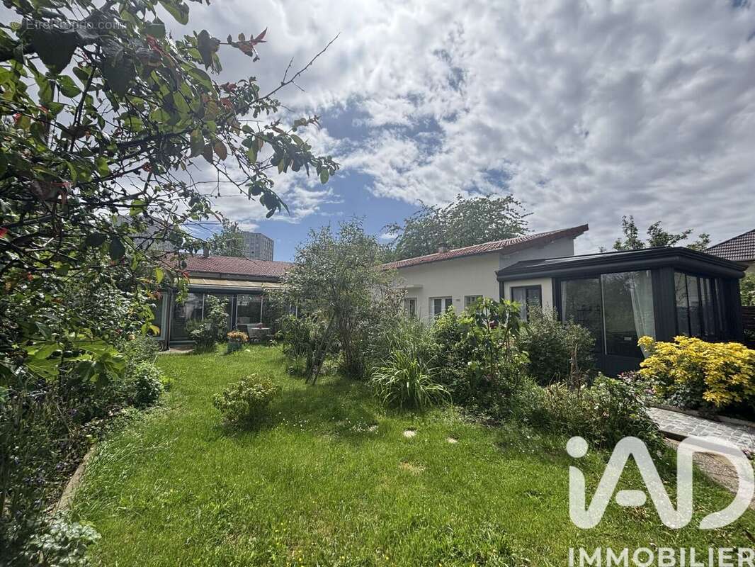 Photo 1 - Maison à CHAMPIGNY-SUR-MARNE