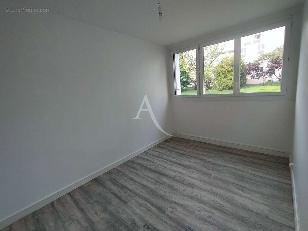 Appartement T4 CHOLET - photo 8