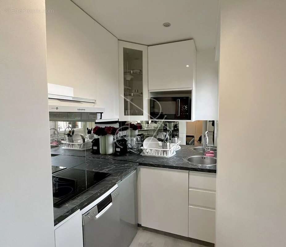 Appartement à PARIS-19E