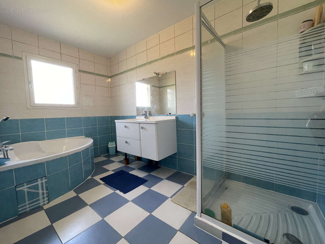 Maison126m2  de plain-pied à Nègrepelisse - photo 10