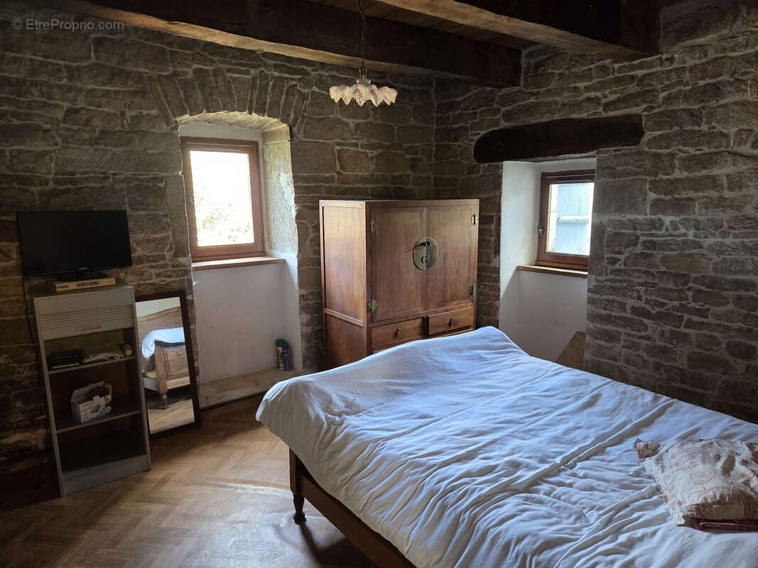 Maison à SALVAGNAC-CAJARC