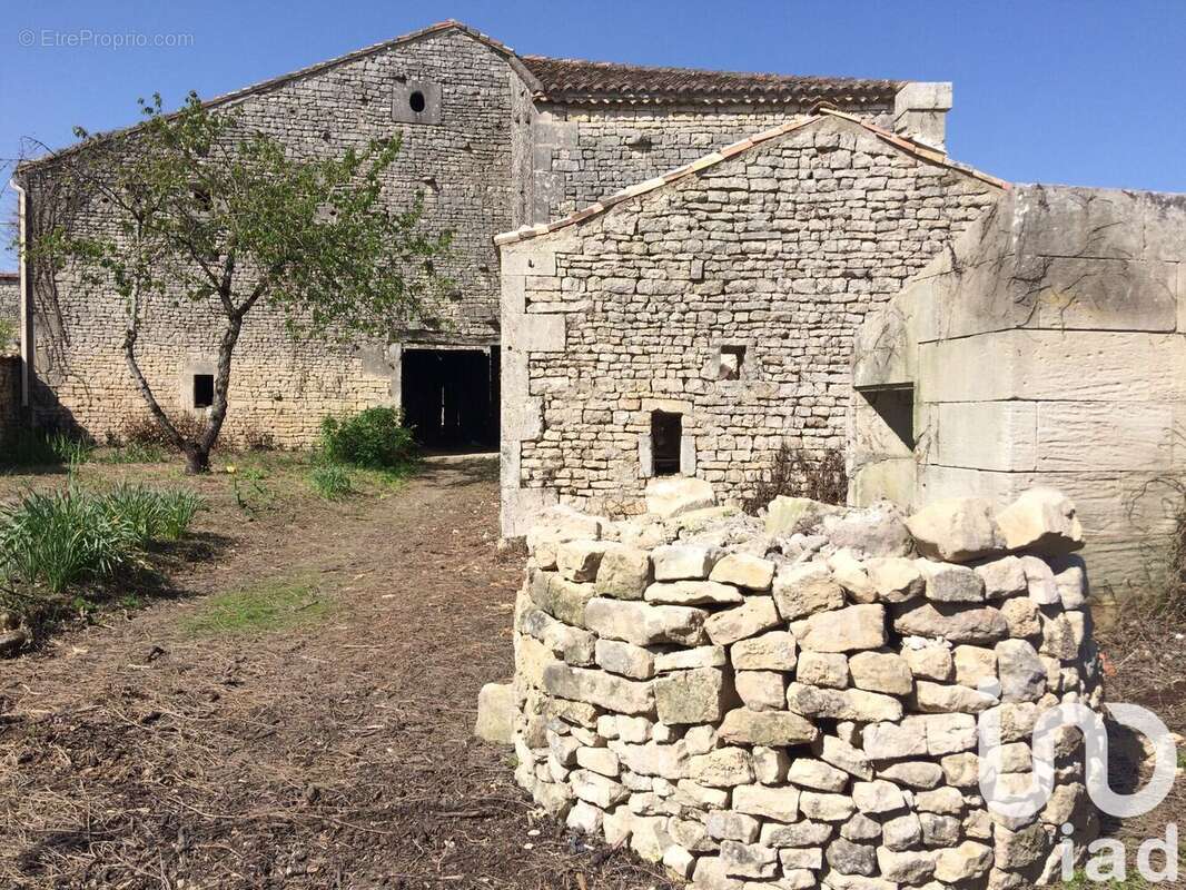 Photo 4 - Maison à HIERSAC