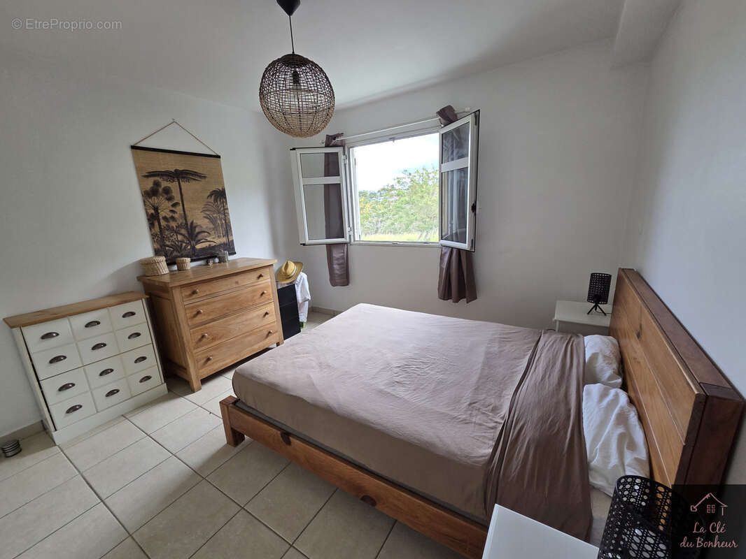 Appartement à LES TROIS-ILETS