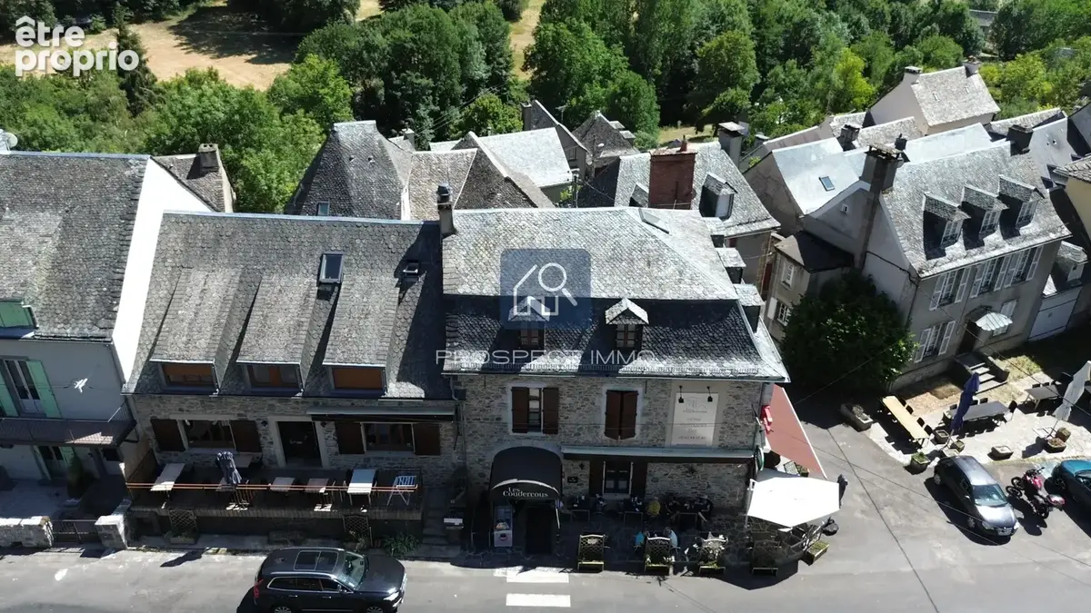 2 hôtels et restaurants, 24 chambres et parking - photo 10