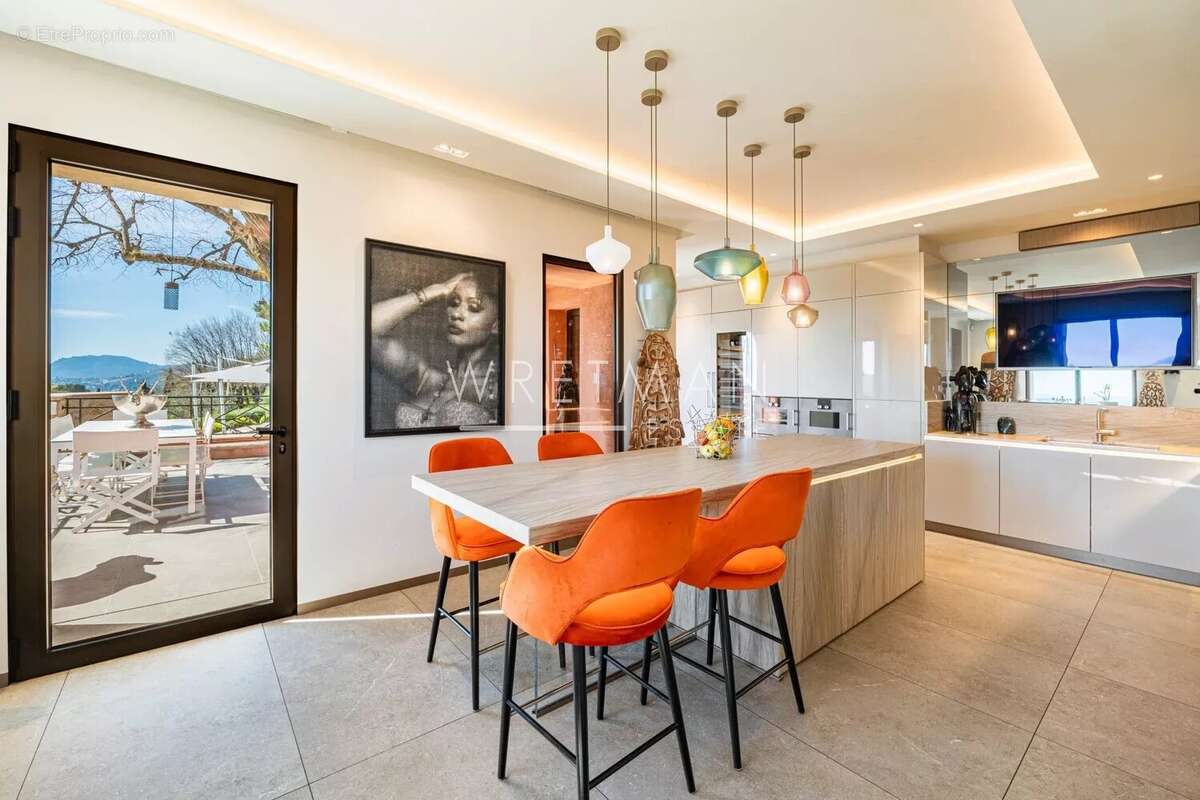 Maison à MOUGINS