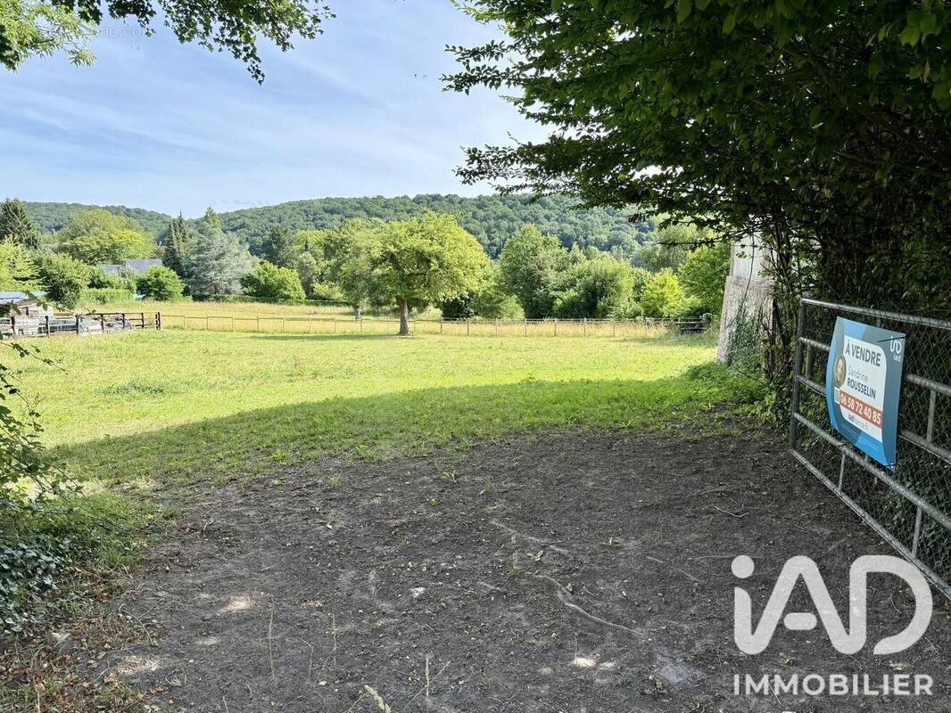 Photo 1 - Terrain à SAINT-PIERRE-DE-CORMEILLES