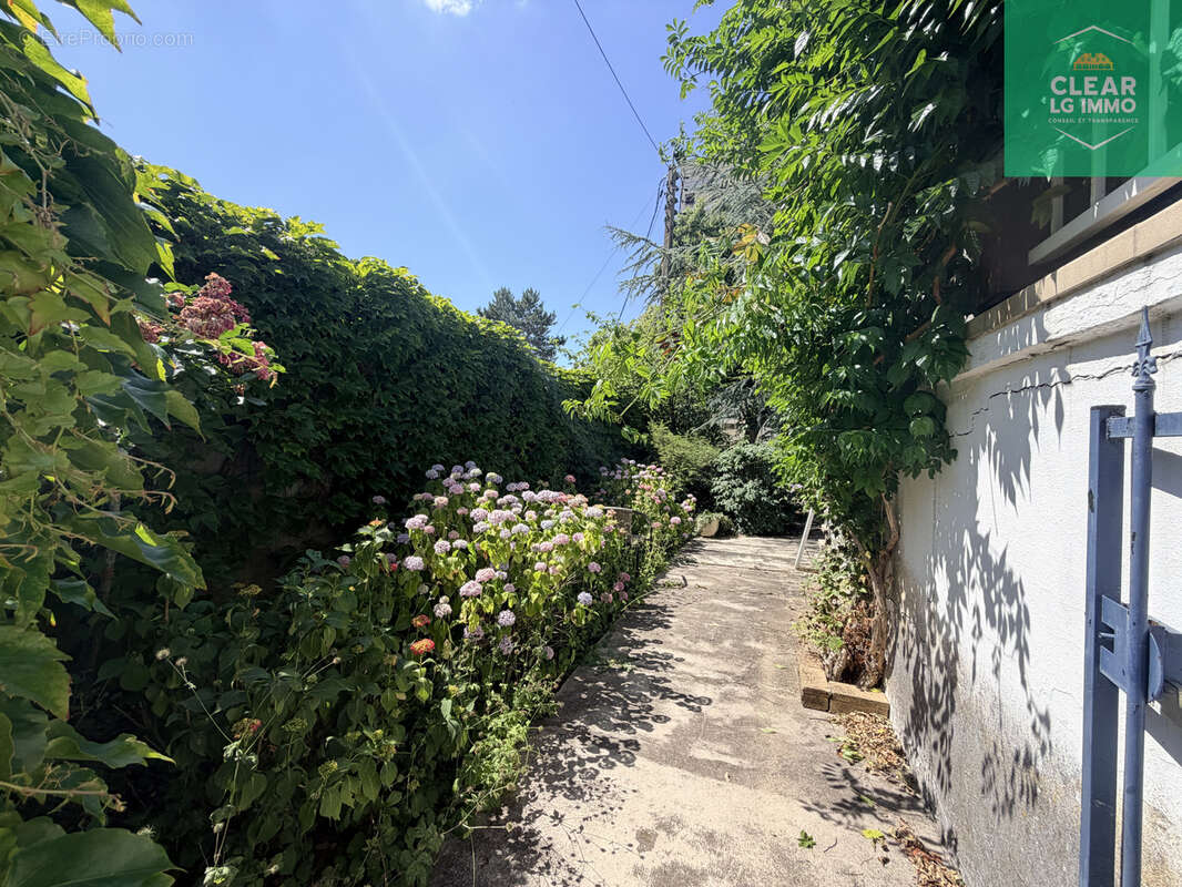 Maison familiale mitoyenne à Clouange - photo 14