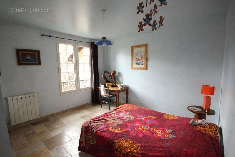 Maison à LES PUJOLS