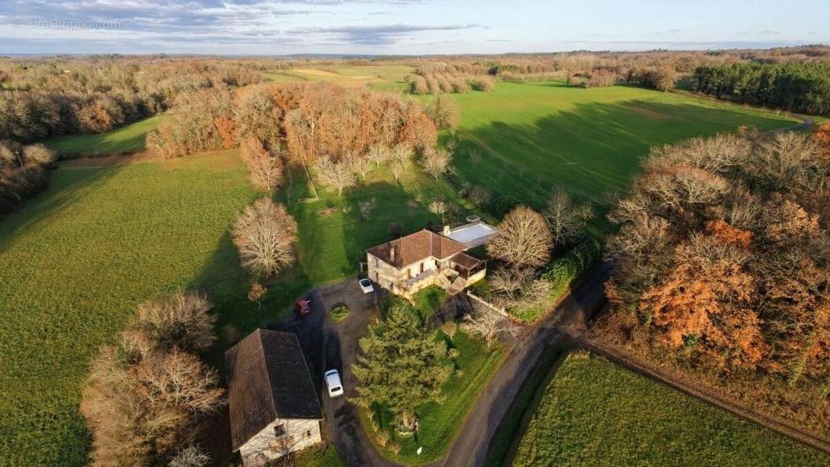 Photo 1 - Maison à SAINT-AUBIN-DE-NABIRAT