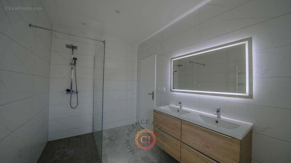Maison 4 pièces de 105 m2 - photo 6