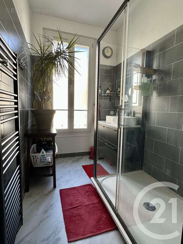 Appartement à THORIGNY-SUR-MARNE