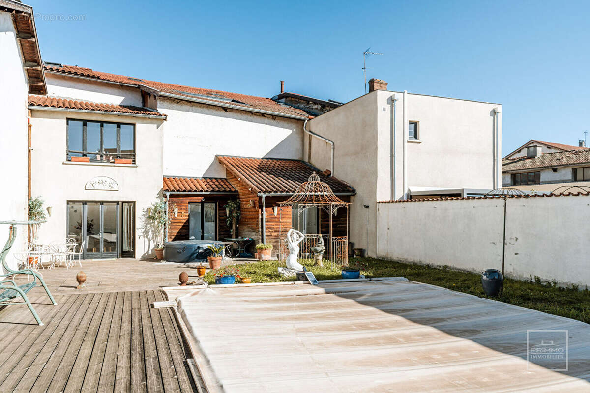 Les Chères: Maison 200m² sur 350 m² de terrain avec piscine - photo 2