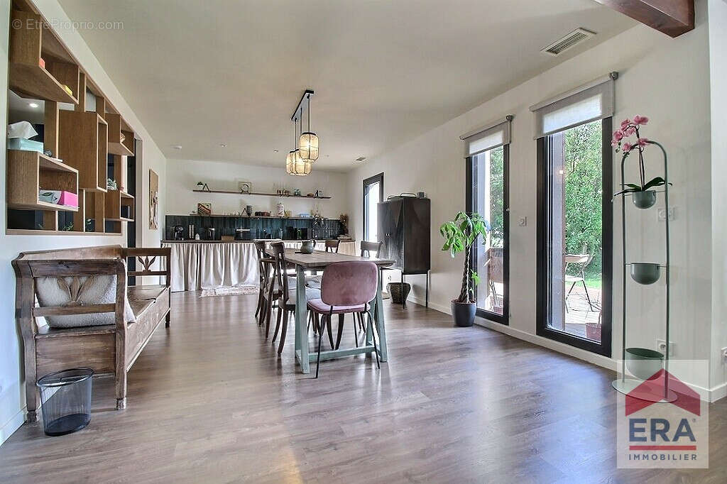 Maison à ALTHEN-DES-PALUDS