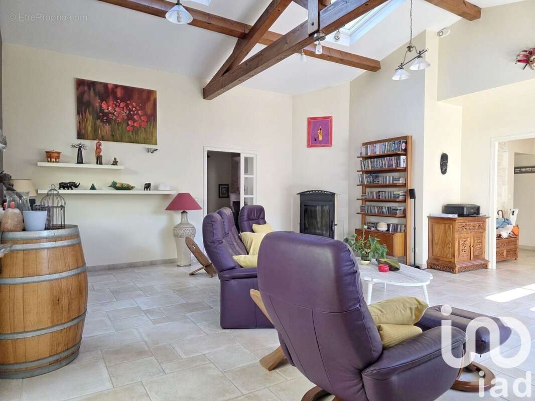 Photo 8 - Maison à LA COURONNE