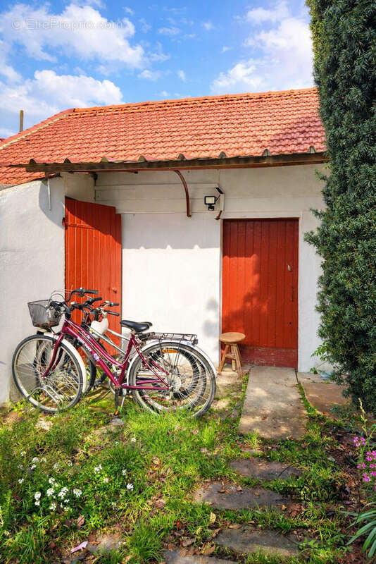 Maison à BOUGUENAIS
