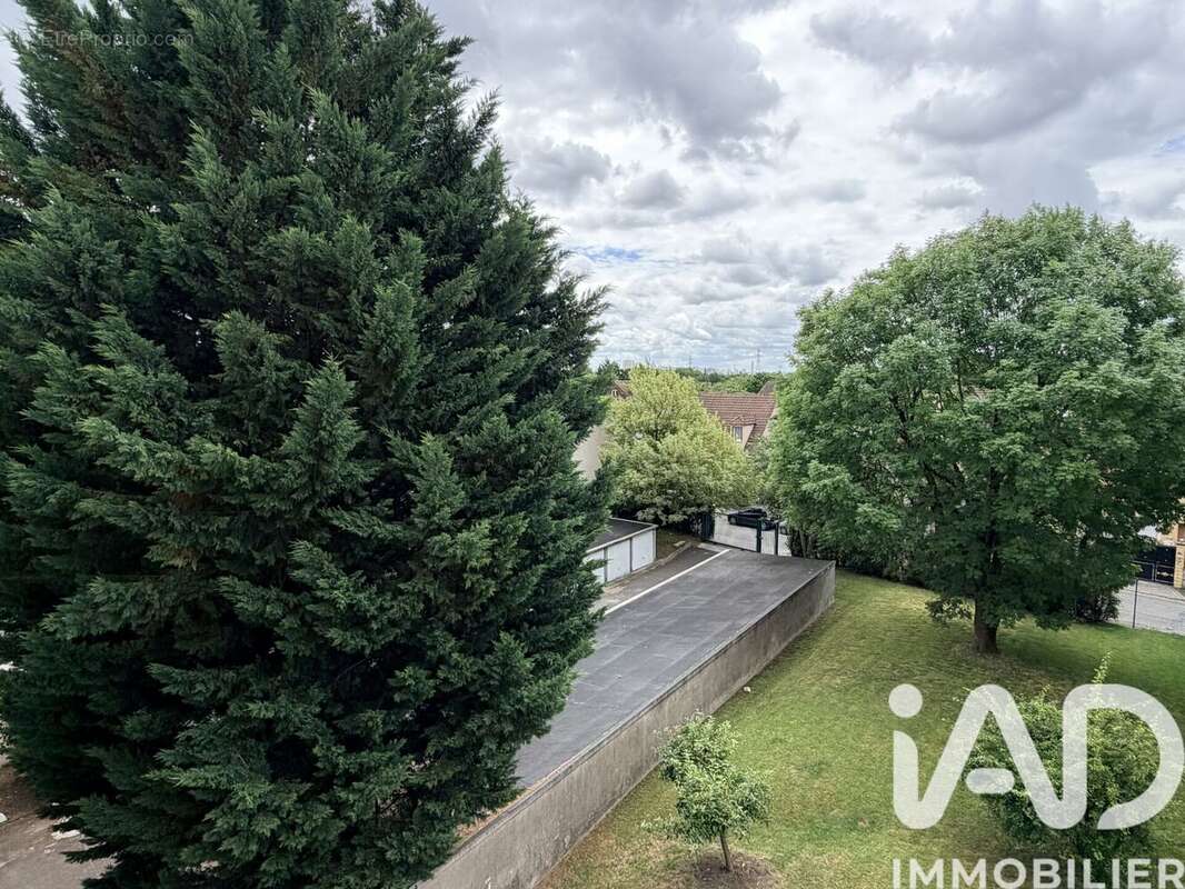 Photo 8 - Appartement à EPINAY-SUR-SEINE