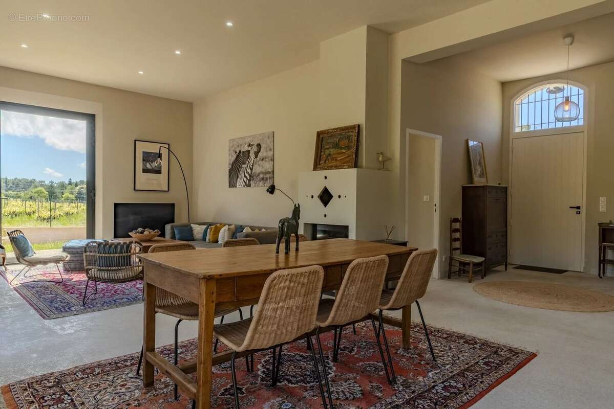 Maison à ROQUEFORT-LA-BEDOULE