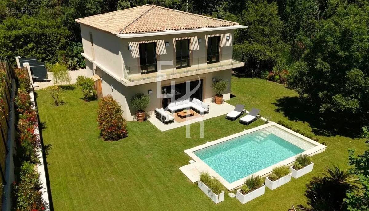 Mougins vente villa individuelle avec piscine au calme - photo 1