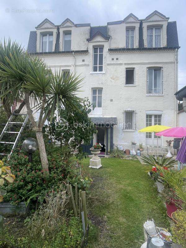 Maison à DIVES-SUR-MER