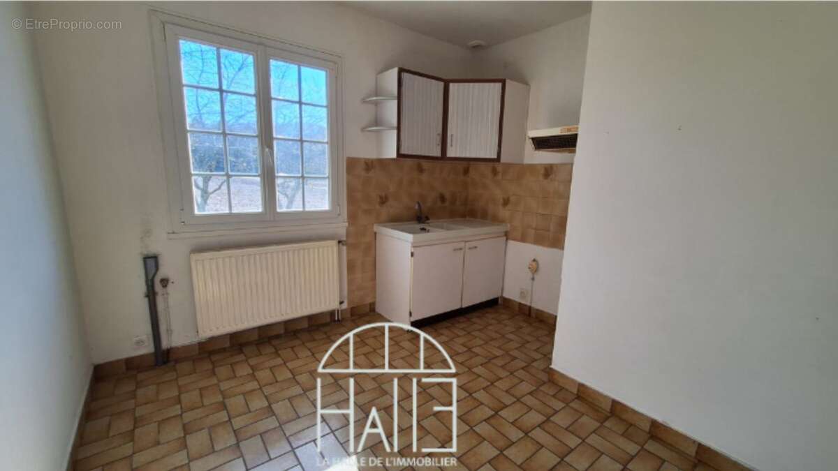 Maison à SAINT-JUNIEN