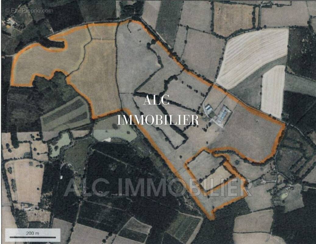 Maison à LE MELE-SUR-SARTHE