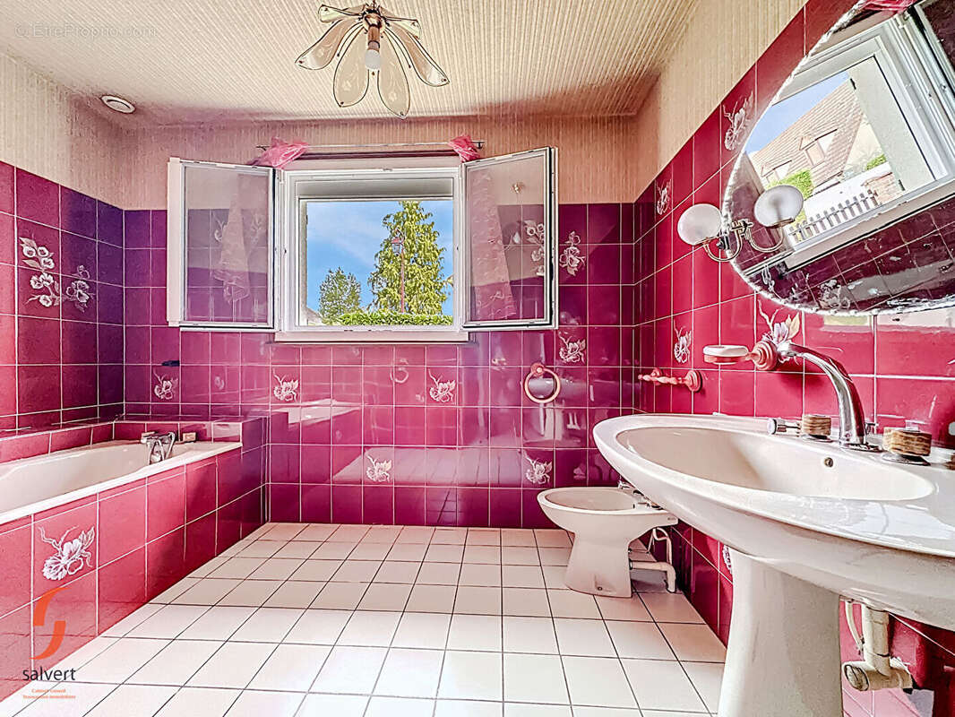 Maison à SAINT-VICTOR