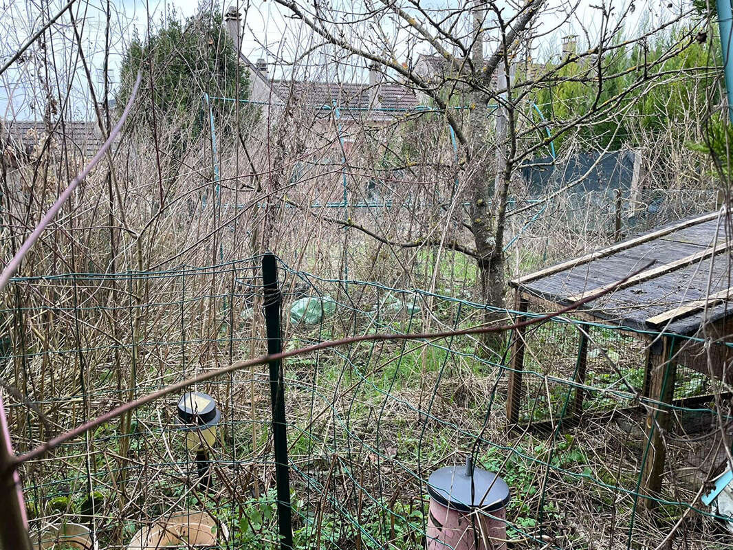 Parking à LA FERTE-SOUS-JOUARRE