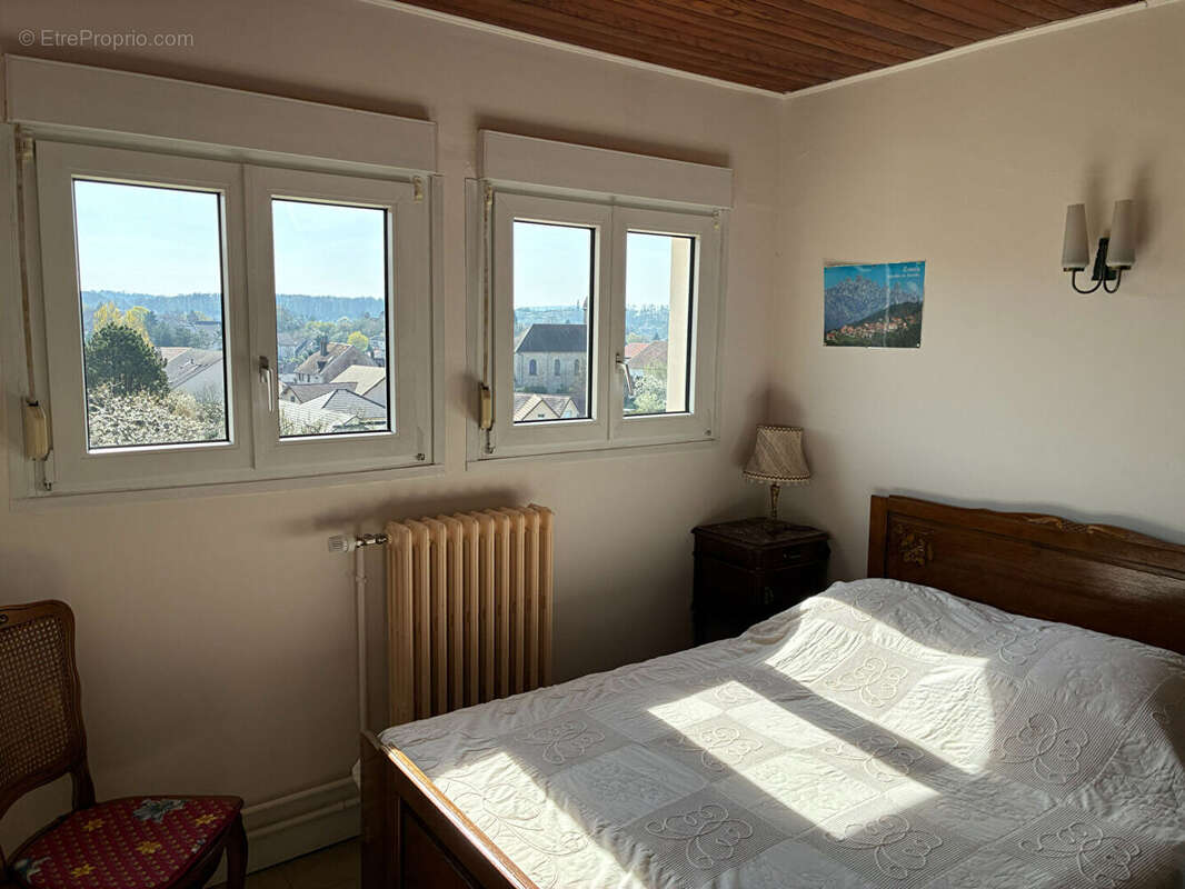 Maison à MISEREY-SALINES