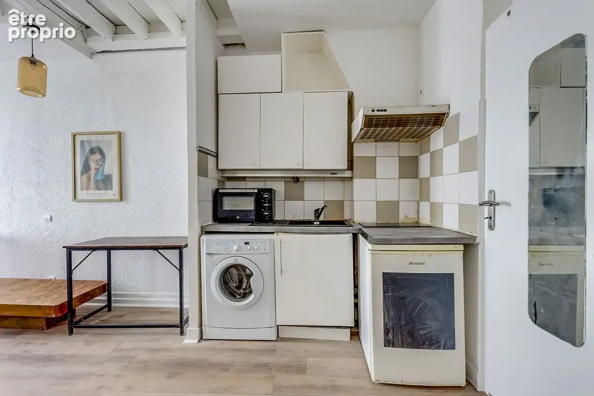 Studio au dernier étage à vendre proche Gambetta (75020) ! - photo 3