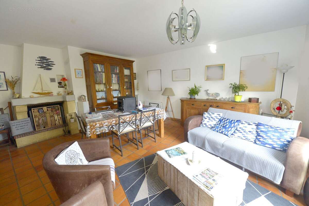 Maison à SAINT-GEORGES-DE-DIDONNE