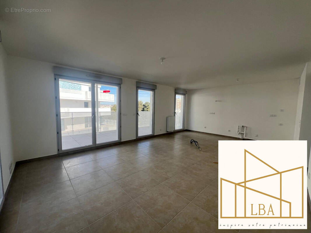 Appartement à MARSEILLE-10E