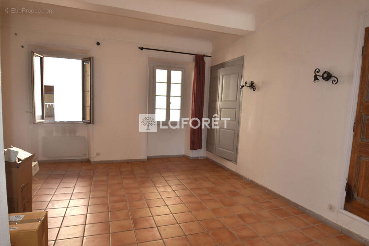 Appartement à MONTAUROUX